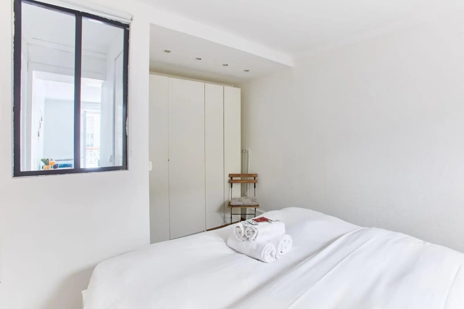 Bnbnook - 1Br Near Montmartre & Moulin Rouge Paris